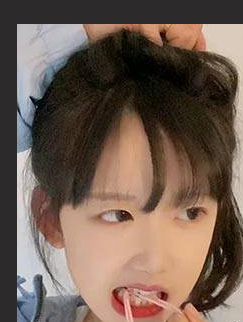 抖音吃土少女 9 秒吃鸡视频 吃土少女秒变吃 “鸡” 少女 230 万粉抖音清纯网红人设崩塌