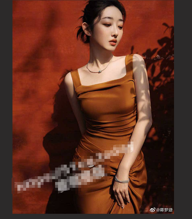 重磅热瓜！ 清纯玉女 女星「蒋梦婕」微博粉丝七百万 商场被人跟踪抄底