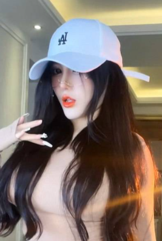 快手 糖糖 榜一大哥专属  现改名贝贝baby