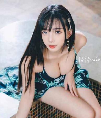 泄密 ！模特面试「佞佞 ning」全网独家首发 模特视频面试被泄露 360 度特写 附生活照