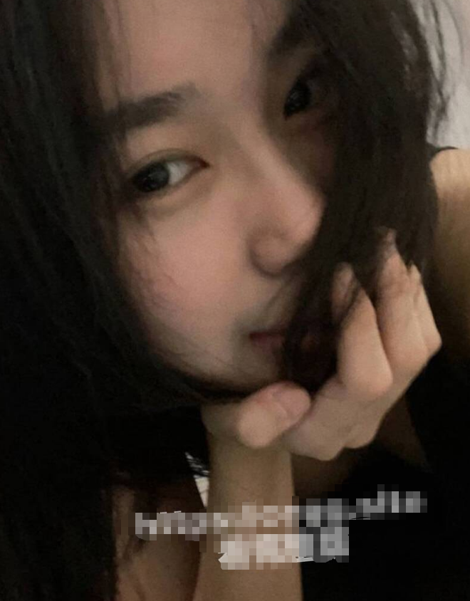 哈尔滨师范大学 19 岁妹子背着男友跟社会渣男