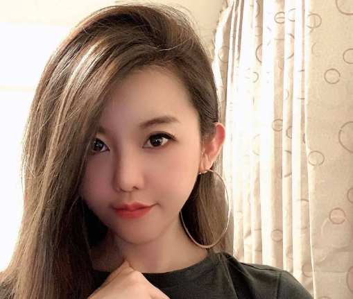 台湾资深艺人NONO深陷性1扰风波 tiktok网红指控曾被其拖进残障厕所性侵