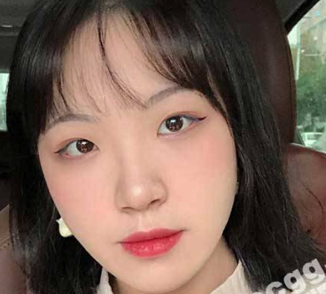 有的人表面是新娘 背地里却是「林夕」结婚前夜