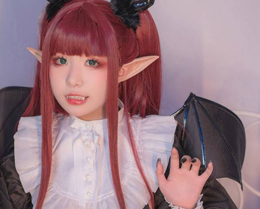 极品 CosPlay 爆机少女【喵小吉】极品新作《更衣人偶坠入爱河》