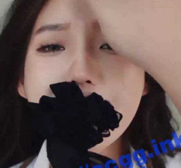超美小脸女神模特【灵灵】美腿丝袜