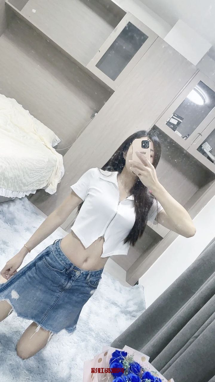 长沙 怡怡  新人02年，长沙女子学院学生，学妹