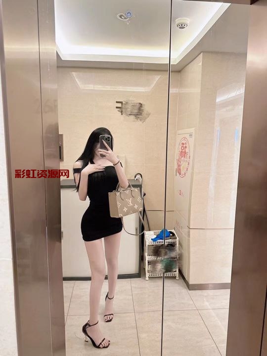 南雄市网红模特 身高175 【沁妍】