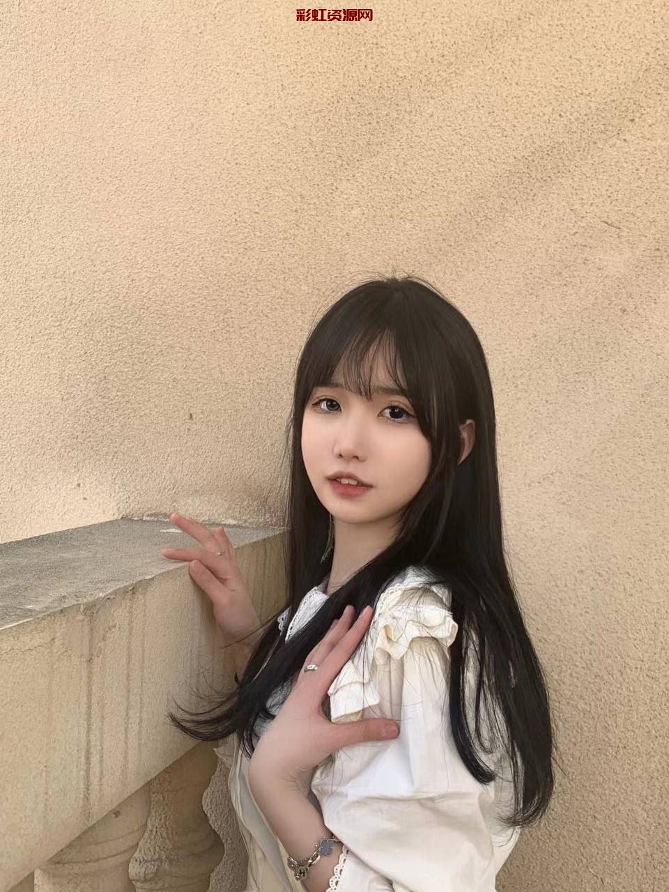 #上海  #静安  小萝莉网红安悦薇：04年 身高168 