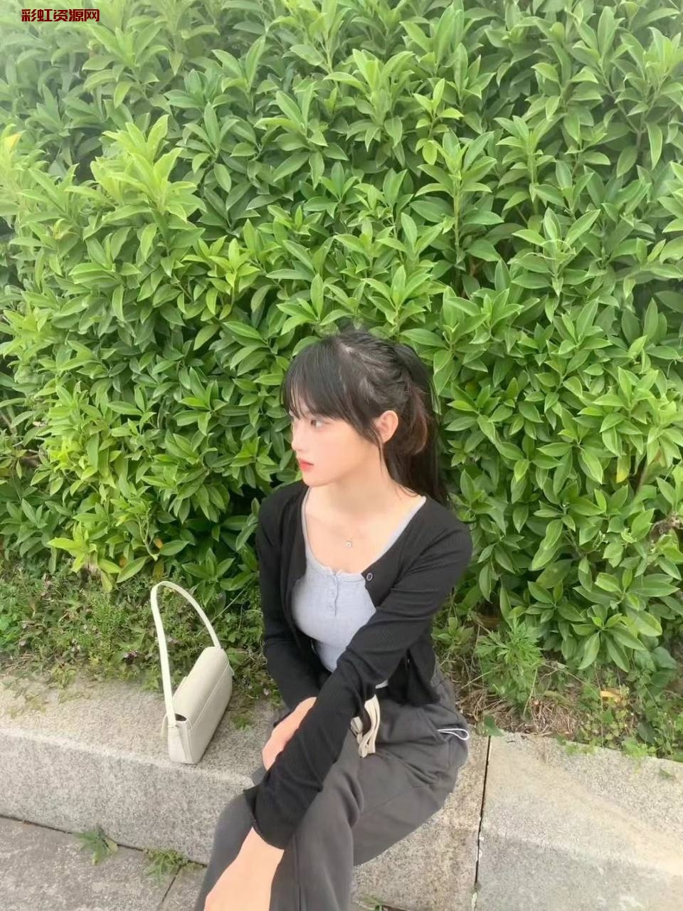 四川省纯御天花板 性格温柔  身高171 尹海莹