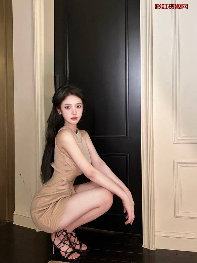 #上海  #静安  ：05年 身高168 roxanne洛葛仙妮