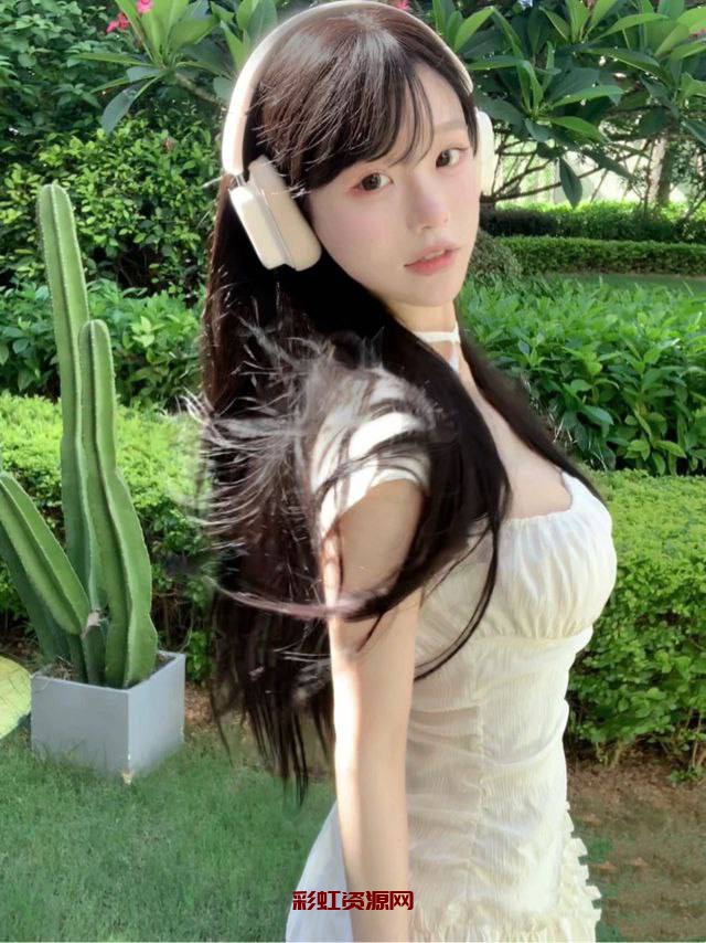 #上海  #静安  数据：02年 身高166 