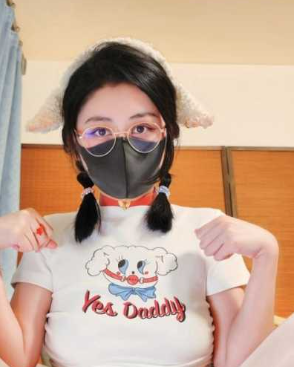 60W 粉丝网红 变装女神 Naimi 1咪 粉嫩可爱少女