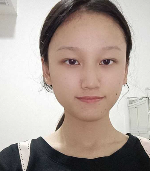 湖南带金丝眼镜的反差 周艳妮