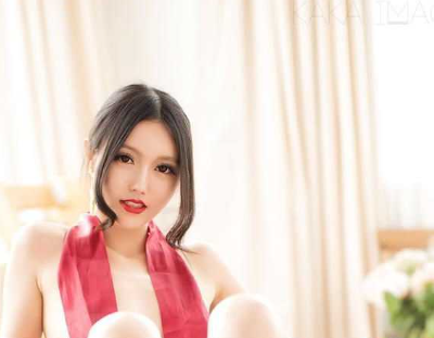 网红模特「严佳丽」大私拍被摄影师  曾出演《小时代3》