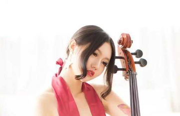 网红模特「严佳丽」大私拍被摄影师  曾出演《小时代3》