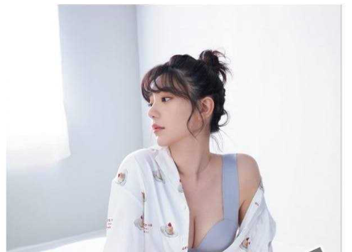 绝佳颜值身材女神 郭雪芙 拍戏华灯时意外