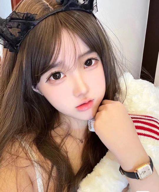 #广州  小戳戳❤️纯欲小甜妹 168d