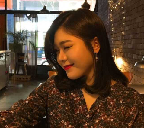 爱吃鸡的极品少妇  完美身材竟如此反差！