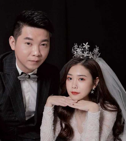 西安 曾文静 多年KTV 背着未婚男友各种多人