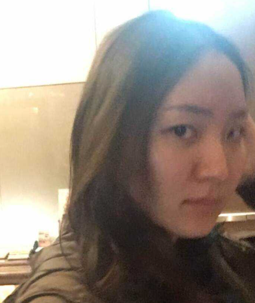在老婆手机里发现和其他男人的自拍 顿时绿光闪闪 一气之下吧所有自拍视频全部曝光出来！