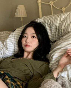 推特爆火反差女神 yumi_03 全网最全合集34V！