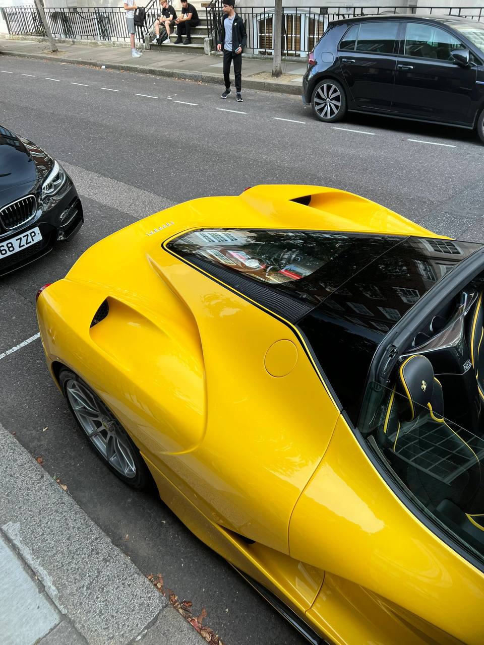 #英国?? #1敦 #豪车 #法拉利