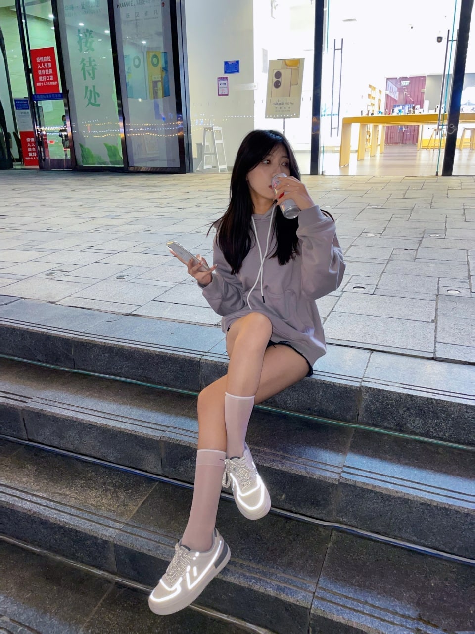 #美女 #黑丝 #长腿