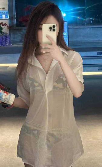 贵州最 女海王 兰亦卉 同时谈三个男朋友 喜欢多人