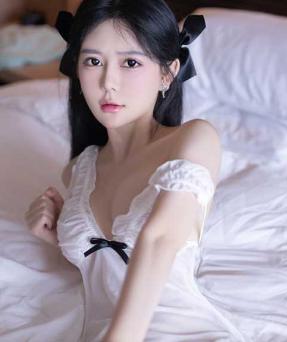谢小蒽 颜值巅峰秀人网当红女神模特