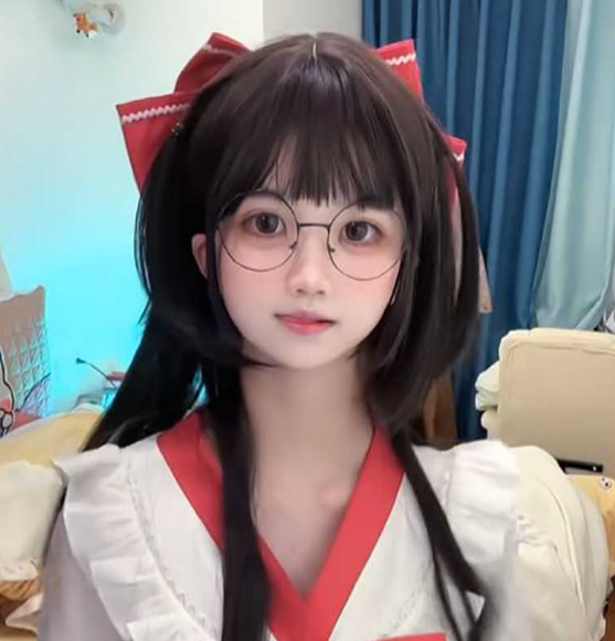 独家曝光！抖音网红 抱走布丁 跟自己的弟弟