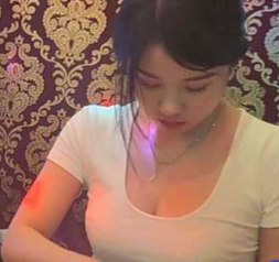 国产技师宣传片 果然最动听的声音 就是技师进屋前的高跟鞋声 马克阿瑟还对此进行评价