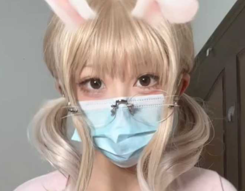 推特白嫩网红萌妹 嗨酱