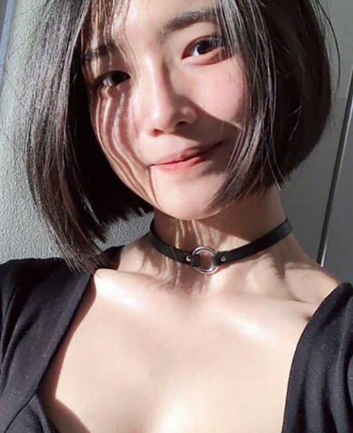 高颜值短发留学生 为洋爹