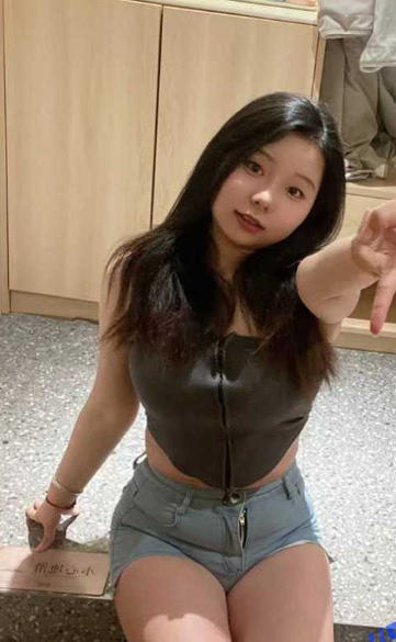 抖音主播洛阳小网红 许娜