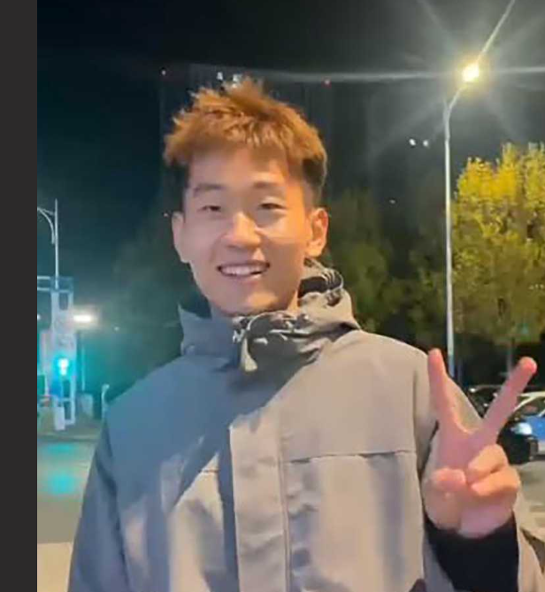 又一起师生不1恋！ 济南智博教育长清校区女班主任陶鑫鑫