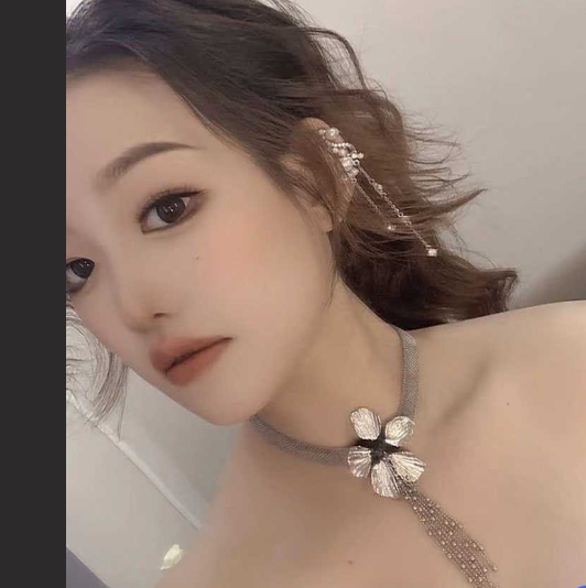 广东河源某公司营销 黎娜 24岁已婚小少妇婚