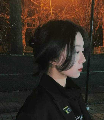 华南农业大学大二学生妹 宋翊媞 极品反差1平日里酷酷的妹子