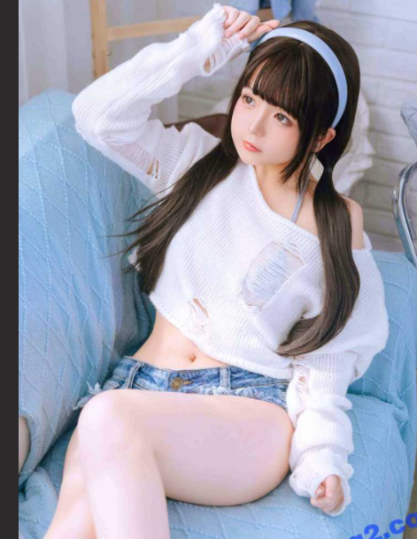 02年人气COSER 日奈娇 娃娃脸娇小萝莉百里挑一