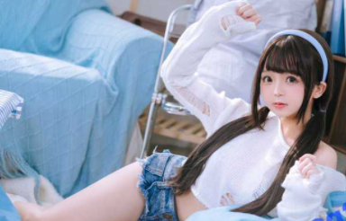 02年人气COSER 日奈娇 娃娃脸娇小萝莉百里挑一