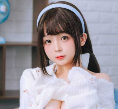 02年人气COSER 日奈娇 娃娃脸娇小萝莉百里挑一