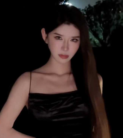 网易女神 小恩雅 深情演绎潘金莲勾引武松！身材与颜值巨顶