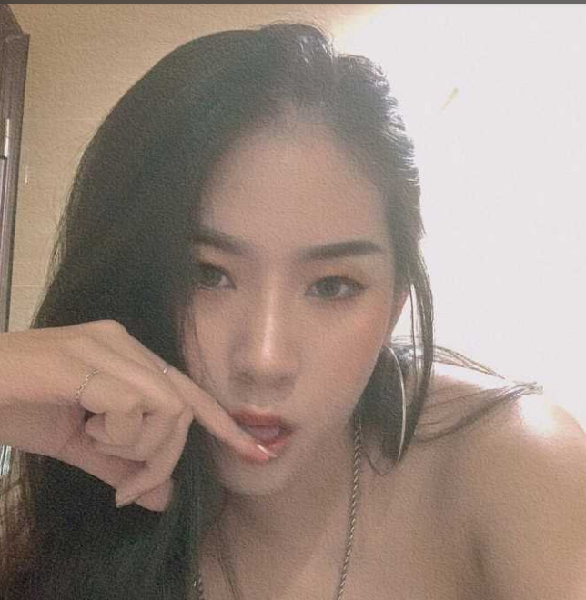高颜值御姐的台湾妹子不