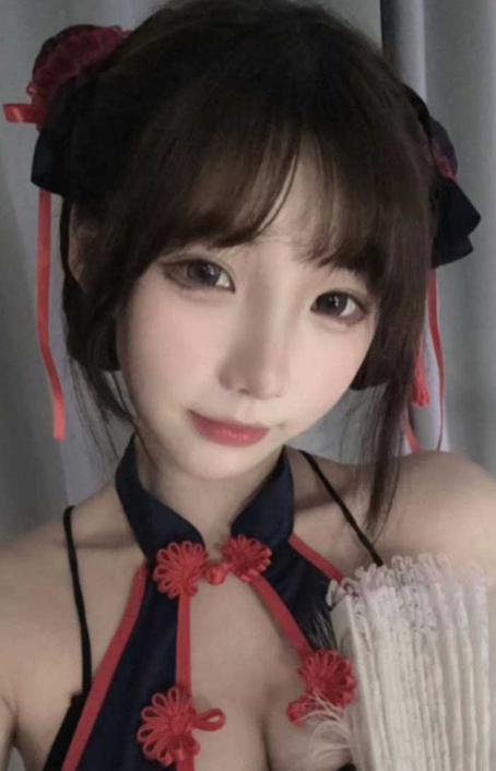 b站福利姬一条小糖糖 玉体白皙美腿修长 颜值可爱甜美