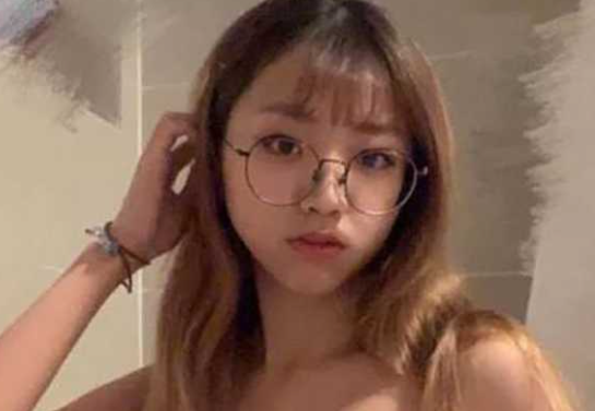 极品身材黄乐婷 欲上岸找老实人嫁了 结果