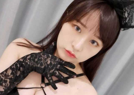 云南大理高颜反差嫩妹