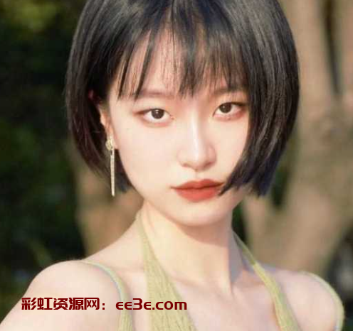 中南财大校花 郑芸芸 视频流出 性感短发超高颜值
