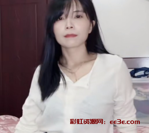 抖音高颜值少妇 那年芬芬 视频曝光 修长美腿圆润