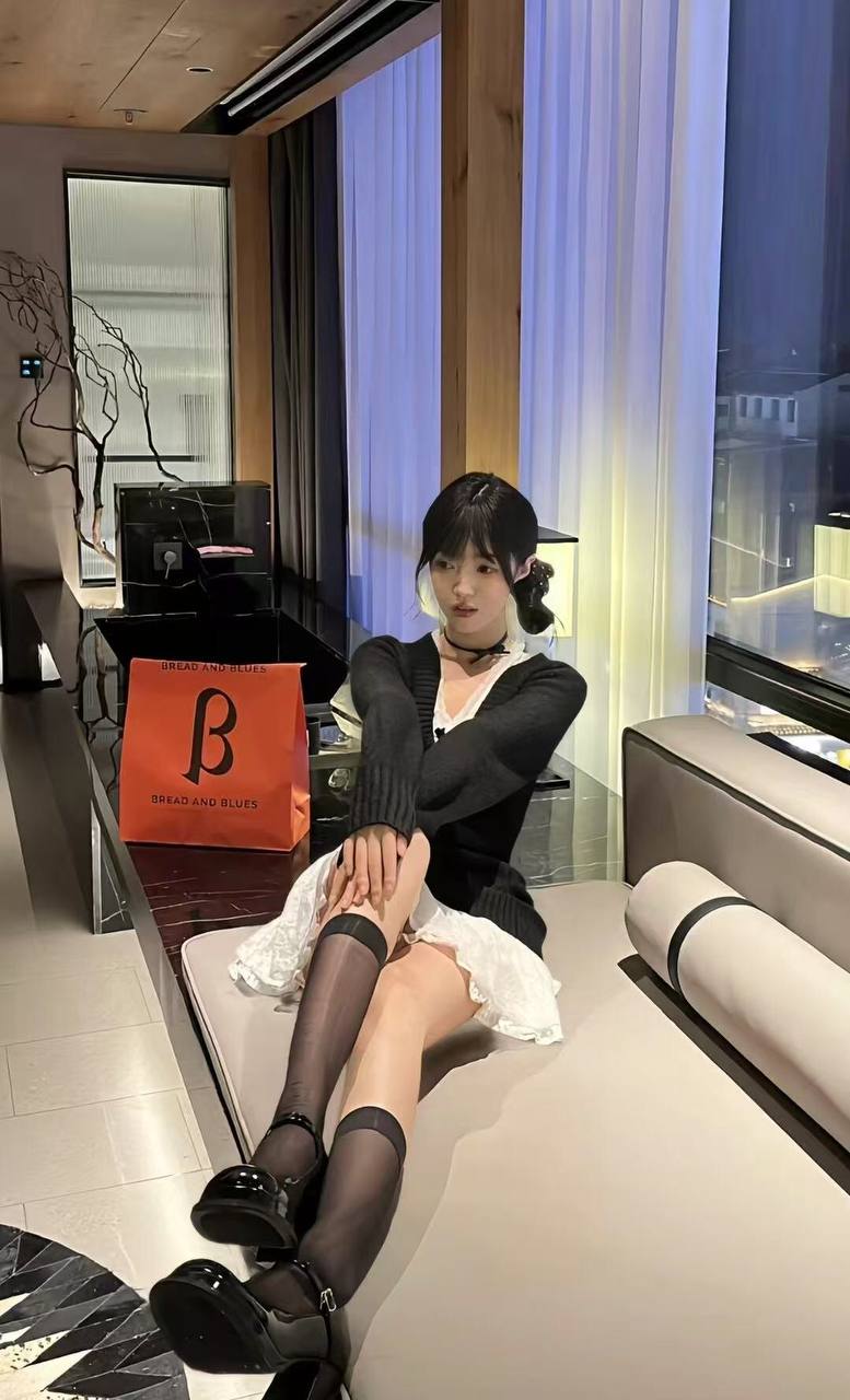 省份：湖南     城市: 株洲     年龄：24     身高：160     体重：88     罩杯：B     职业:穿版模特     不能接受男友的地方：小气     是否抽烟或纹身:有纹身不抽烟     是否chu女:否     能否接受SM：能     能否接受无套(体检后)：否     能否接受口：能     可否同居：否     可否过夜：可     一個月可陪伴天數：5天长期?️谈     可否飞往外地：否     最快多久出发:20号     是否有港澳通行证：否     大姨妈啥时候来:月初     生活费要多少:2w     (生活费短期分2次     长期3-4次给 能否接受)：能     自我加分项(认真填写自己的优点)：温柔，会做饭，会给情绪价值，有m倾向，经常健身，口活好     介绍费： 9888     #TX131