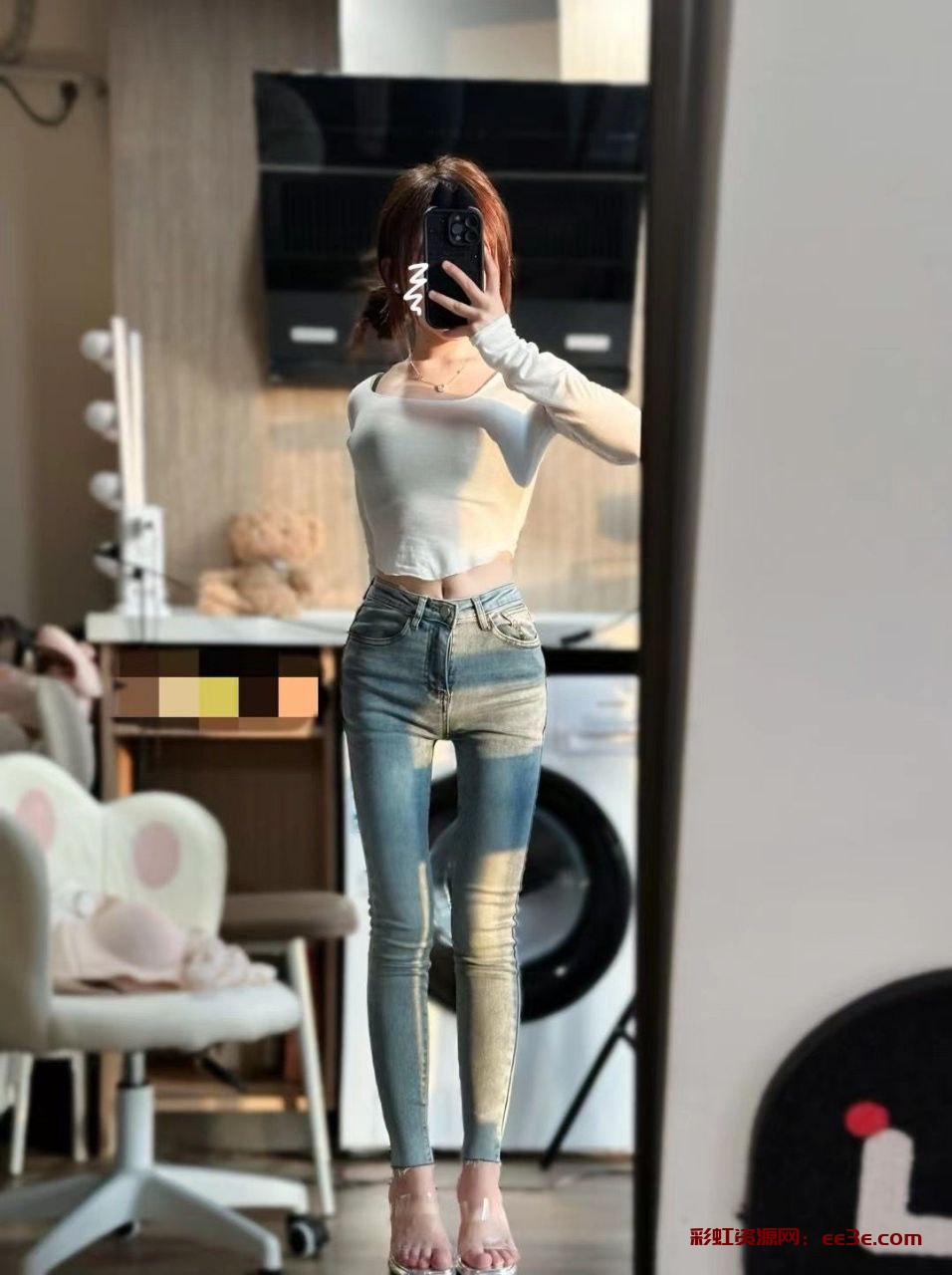 武汉摩羯➕新人  06纯欲小纯，身高/168cm  体重/43kg，?围/天然C  瘦高白嫩嫩 学生妹 湖北人，性格温柔 会配合，体验感佳 小纹身???69