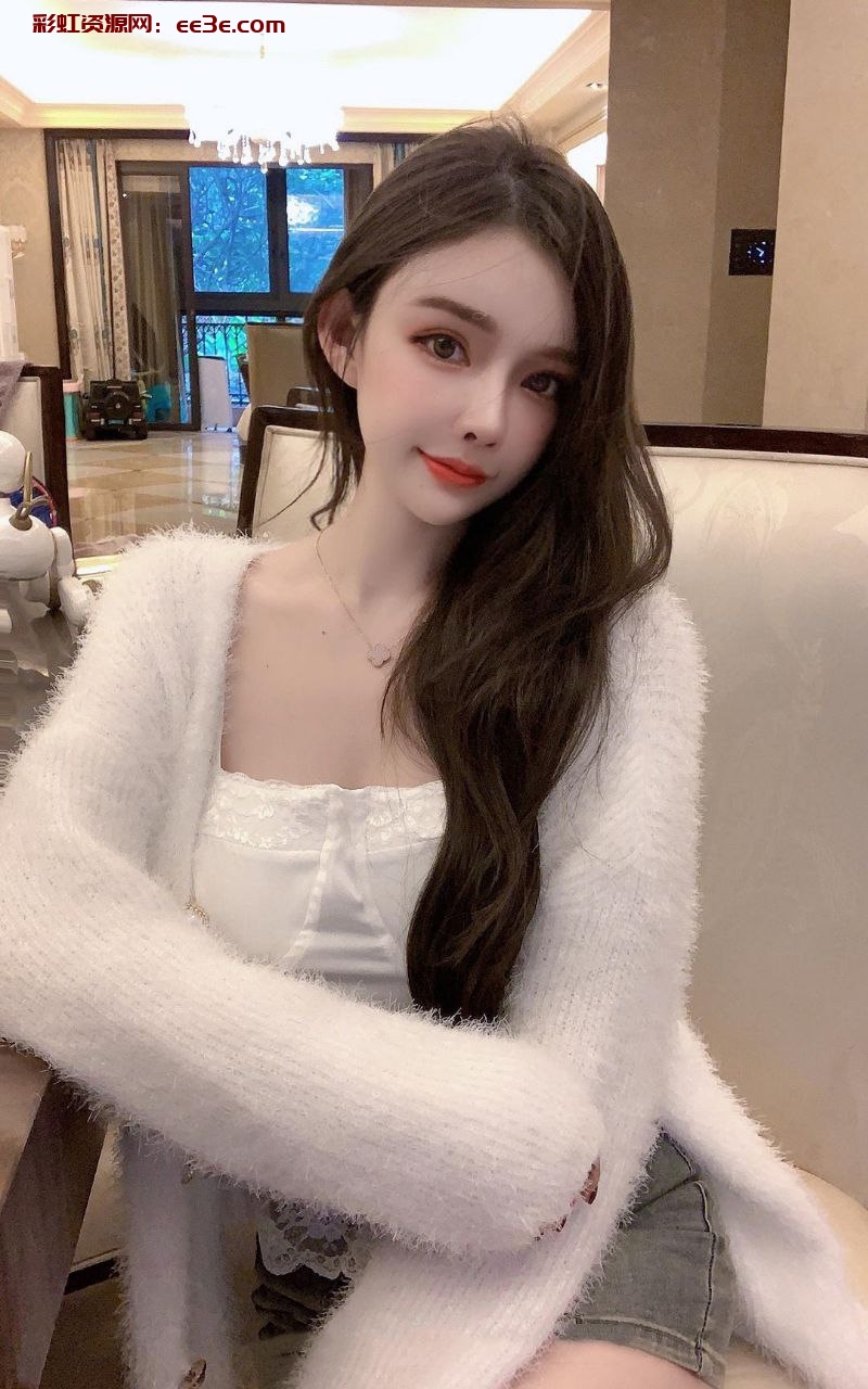 身材比例完美 腿控必备 圈外女友feel 安安 /Age 23 /Height 170 /Bus天然c? 筷子腿A4腰  完美花瓶身  三点?粉嫩 水多 活好 ?  私处会吸会夹给你完美享受。 